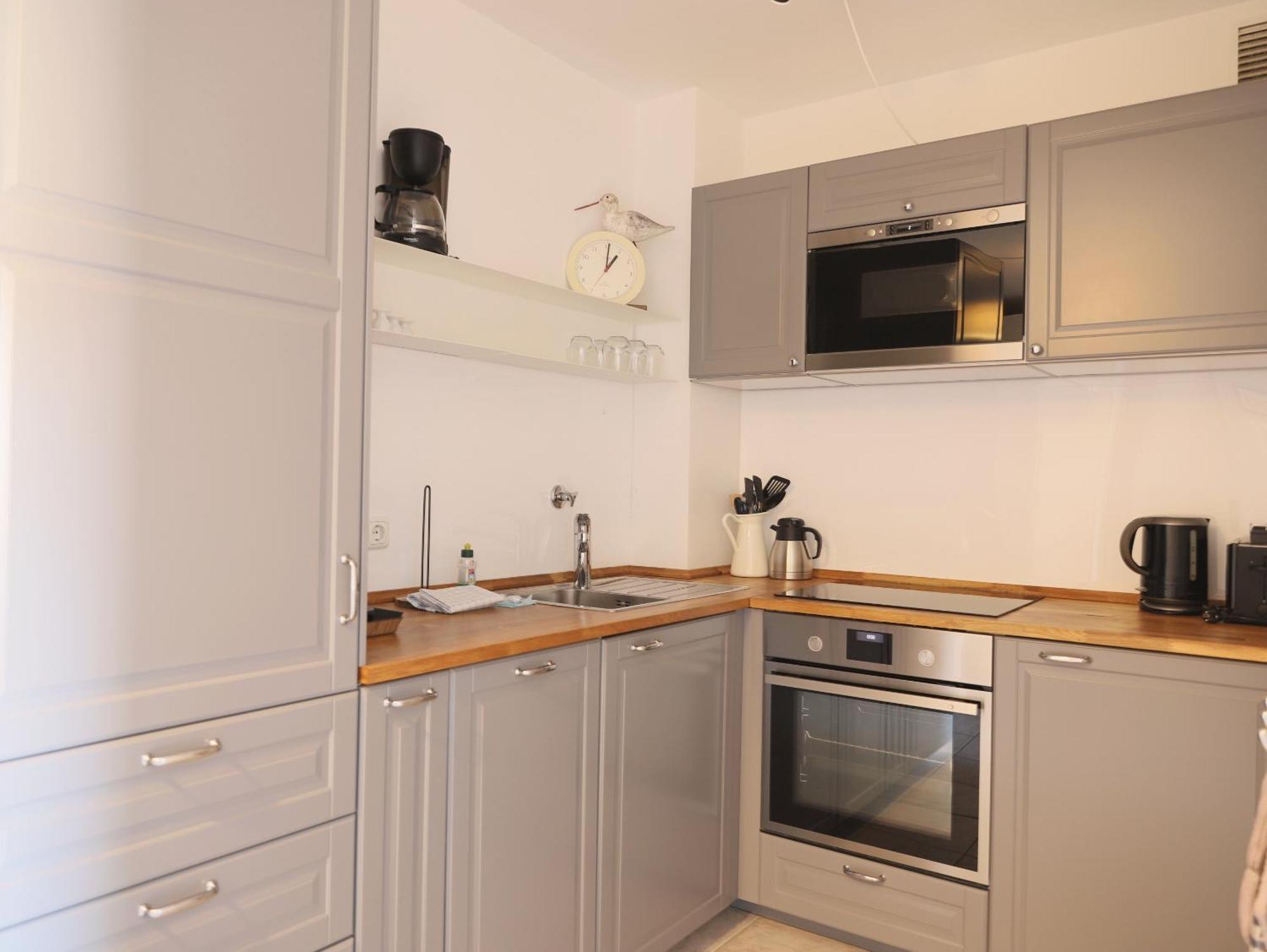 Modernes 2-Zimmer-Appartement mit Balkon. Westerland Exterior foto